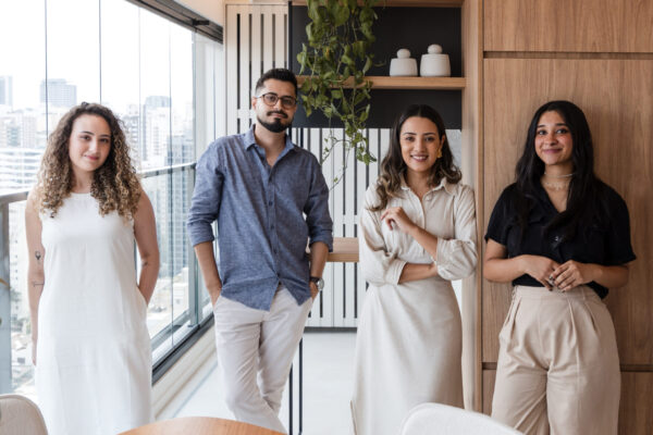 161A2A17-C767-4683-88EA-4E01AFD90541